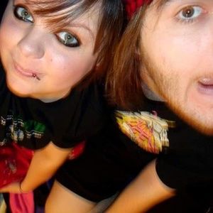 Meet your Posher, Thursa